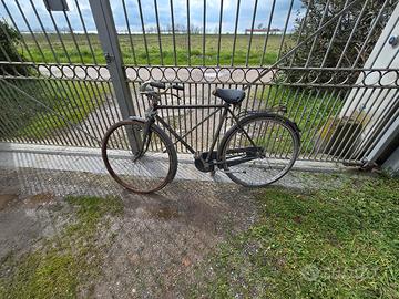 Bicicletta  BIANCHI con freni a bacchetta 