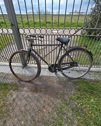 Bicicletta  BIANCHI con freni a bacchetta 