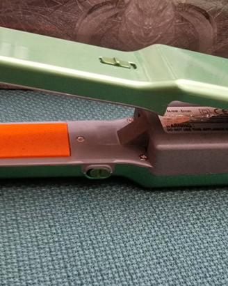 Piastra per capelli dfuse cordless