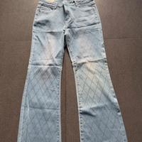Jeans elasticizzati con brillantini