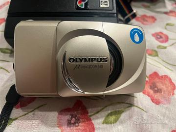 Macchine fotografiche d’ epoca