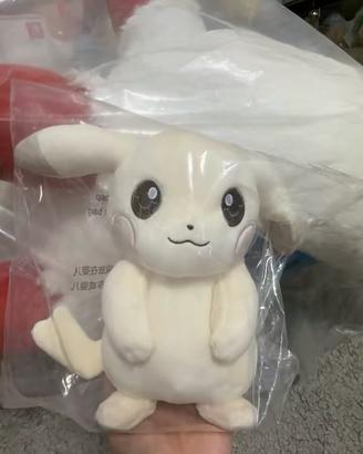 Peluche Pikachu Pokopia - Pokémon Center Originale