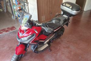 scooter Honda xadv 750