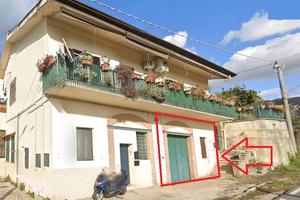 Magazzino / laboratorio