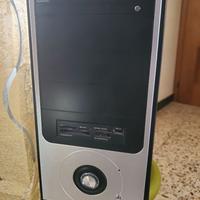 Desktop gaming win11 pro regolare e attivato