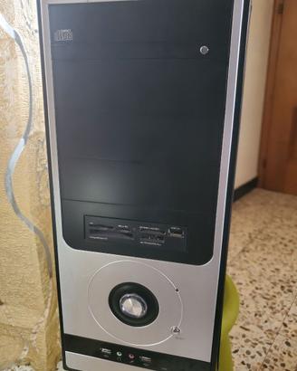 Desktop gaming win11 pro regolare e attivato