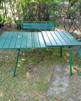 Tavolo da giardino