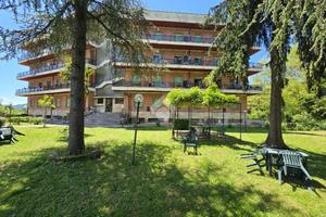 2 LOCALI A FIUGGI