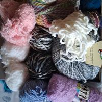 Stock lana vari colori e dimensioni