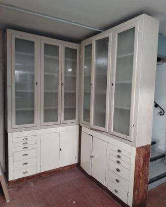 Mobili farmacia