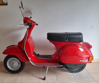 Piaggio vespa P200 1980 FMI targa ORO