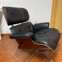 Poltrona Eames Lounge Chair 670/B