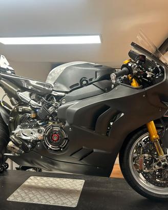 Ducati Panigale V4 Superbike V4RS 25