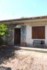 Immobile in asta di 389 m² con 5 locali a Grumolo 