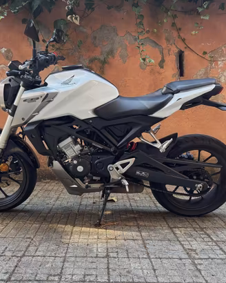 MOTO HONDA CB125R