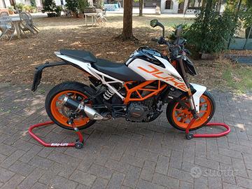 KTM 390 Duke ABS (2018)