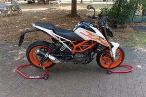 KTM 390 Duke ABS (2018)