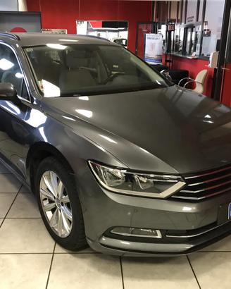 PASSAT SERIE 8 MOLTO BELLA