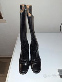 stivali neri da donna