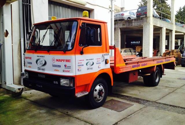 IVECO 65 Carroattrezzi