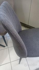 Sedia "mindi" in tessuto bouclè.