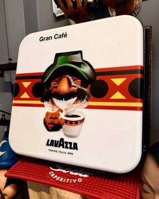 Insegna luminosa bifacciale “Paulista” Lavazza