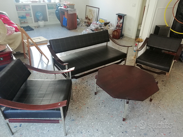 Salottino vintage scandinavo