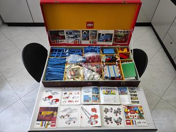 Treno LEGO anni ’70 con kit rari vintage