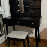 specchio da trucco illuminato a LED