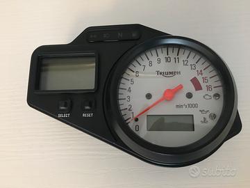 Triumph daytona 600 2003