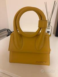 Jacquemus Le Chiquito Noeud originale Dark Yellow