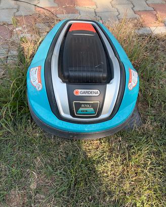 Robot tagliaerba perimetrale gardena r70li