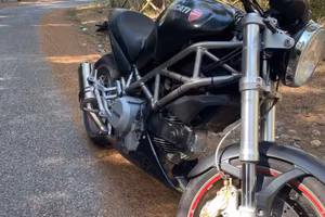 Ducati monster 620