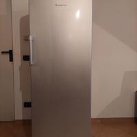 Frizer a Colonna Classe A + con 7 Cassetti ARISTON