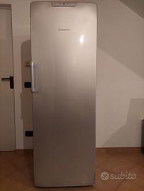 Frizer a Colonna Classe A + con 7 Cassetti ARISTON