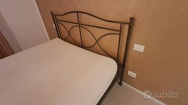 Struttura letto in ferro battuto – stile classico