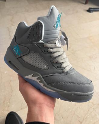 j5 scarpe