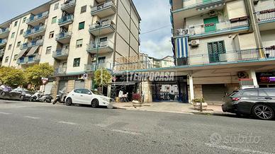 Appartamento a Napoli Via dell'epomeo 3 locali