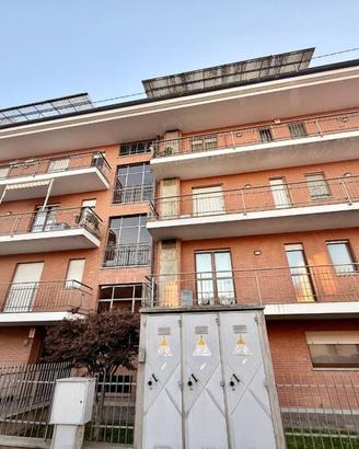 Appartamento di 115 m² con 4 locali e box auto a C