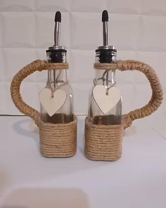 bottiglie in vetro  per olio e aceto 