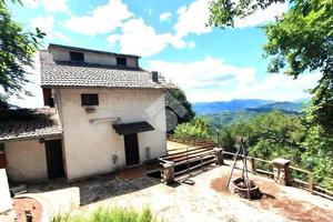 PORZIONE DI BIFAMILIARE A SERRONE