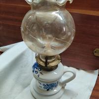 Lampada antica ad olio