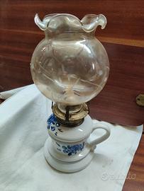 Lampada antica ad olio