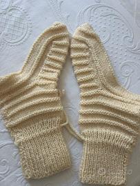 Calze in lana fatte a mano