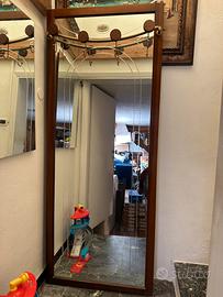 Attaccapanni con specchiera