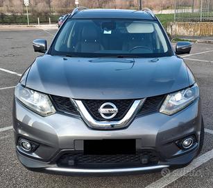 NISSAN
X-Trail