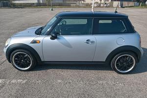 MINI Cooper R56