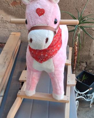 cavallo a dondolo 