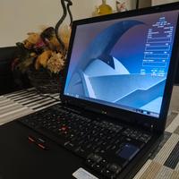 IBM ThinkPad R31 Vintage 2001