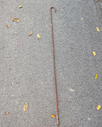 pali in ferro picchetti recinzione 